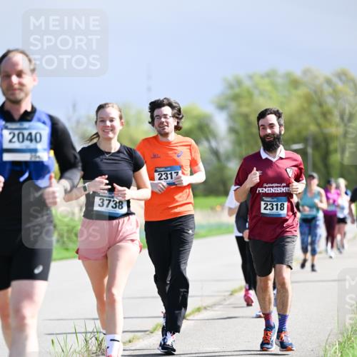 07.04.2024 - 43. Internationalen Wilhelmsburger Insellauf Dr. Thomas Lammeyer http://msf.ph/oto/6050633 07.04.2024 11:18:47 Laufen 2040, 3738, 2312, 2318 meine-sportfotos.de