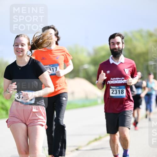 07.04.2024 - 43. Internationalen Wilhelmsburger Insellauf Dr. Thomas Lammeyer http://msf.ph/oto/6050642 07.04.2024 11:18:49 Laufen 3, 17, 2318 meine-sportfotos.de