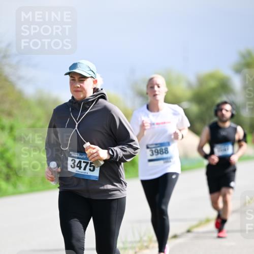 07.04.2024 - 43. Internationalen Wilhelmsburger Insellauf Dr. Thomas Lammeyer http://msf.ph/oto/6050658 07.04.2024 11:18:52 Laufen 43, 3475, 3988 meine-sportfotos.de