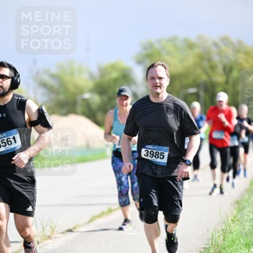 07.04.2024 - 43. Internationalen Wilhelmsburger Insellauf Dr. Thomas Lammeyer http://msf.ph/oto/6050673 07.04.2024 11:18:54 Laufen 3561, 3985 meine-sportfotos.de