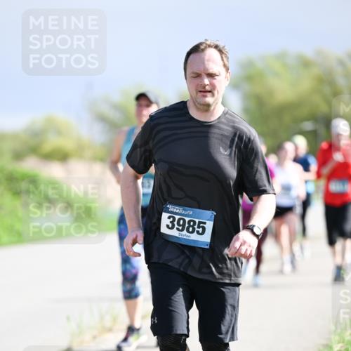 07.04.2024 - 43. Internationalen Wilhelmsburger Insellauf Dr. Thomas Lammeyer http://msf.ph/oto/6050682 07.04.2024 11:18:55 Laufen 43, 3985 meine-sportfotos.de