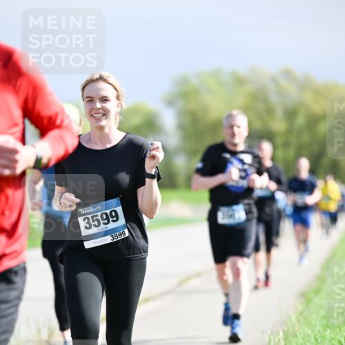 07.04.2024 - 43. Internationalen Wilhelmsburger Insellauf Dr. Thomas Lammeyer http://msf.ph/oto/6050717 07.04.2024 11:19:01 Laufen 3599, 3599 meine-sportfotos.de