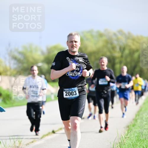07.04.2024 - 43. Internationalen Wilhelmsburger Insellauf Dr. Thomas Lammeyer http://msf.ph/oto/6050722 07.04.2024 11:19:03 Laufen 2003 meine-sportfotos.de