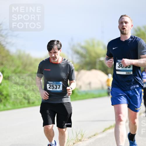 07.04.2024 - 43. Internationalen Wilhelmsburger Insellauf Dr. Thomas Lammeyer http://msf.ph/oto/6050759 07.04.2024 11:19:09 Laufen 2537, 3033, 3063 meine-sportfotos.de