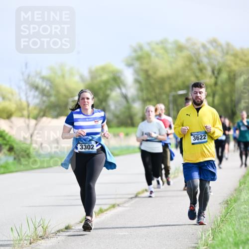 07.04.2024 - 43. Internationalen Wilhelmsburger Insellauf Dr. Thomas Lammeyer http://msf.ph/oto/6050768 07.04.2024 11:19:14 Laufen 3302, 3622 meine-sportfotos.de