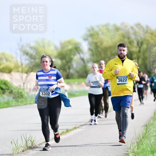 07.04.2024 - 43. Internationalen Wilhelmsburger Insellauf Dr. Thomas Lammeyer http://msf.ph/oto/6050770 07.04.2024 11:19:14 Laufen 3302, 3507, 3622 meine-sportfotos.de