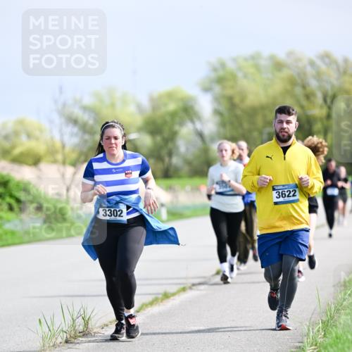 07.04.2024 - 43. Internationalen Wilhelmsburger Insellauf Dr. Thomas Lammeyer http://msf.ph/oto/6050771 07.04.2024 11:19:14 Laufen 3302, 3622 meine-sportfotos.de