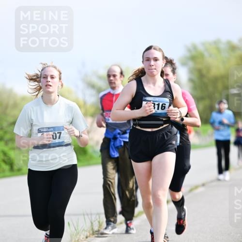 07.04.2024 - 43. Internationalen Wilhelmsburger Insellauf Dr. Thomas Lammeyer http://msf.ph/oto/6050800 07.04.2024 11:19:19 Laufen 07, 316 meine-sportfotos.de