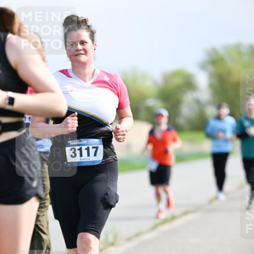 07.04.2024 - 43. Internationalen Wilhelmsburger Insellauf Dr. Thomas Lammeyer http://msf.ph/oto/6050810 07.04.2024 11:19:21 Laufen 3117 meine-sportfotos.de