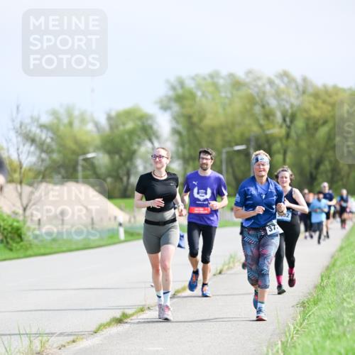 07.04.2024 - 43. Internationalen Wilhelmsburger Insellauf Dr. Thomas Lammeyer http://msf.ph/oto/6050855 07.04.2024 11:19:29 Laufen 37 meine-sportfotos.de