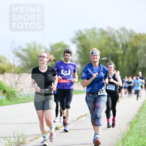 07.04.2024 - 43. Internationalen Wilhelmsburger Insellauf Dr. Thomas Lammeyer http://msf.ph/oto/6050864 07.04.2024 11:19:31 Laufen 3032 meine-sportfotos.de