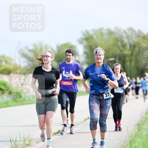 07.04.2024 - 43. Internationalen Wilhelmsburger Insellauf Dr. Thomas Lammeyer http://msf.ph/oto/6050866 07.04.2024 11:19:32 Laufen 37, 3032 meine-sportfotos.de