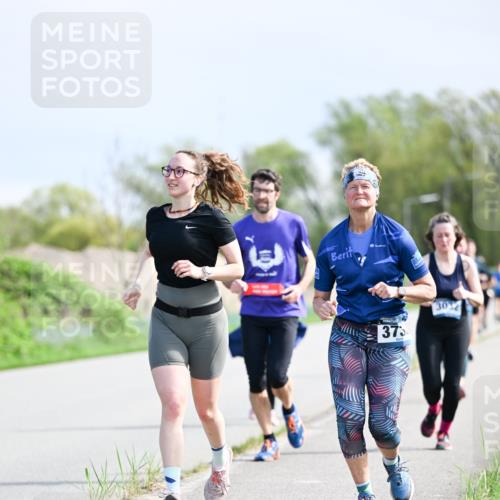 07.04.2024 - 43. Internationalen Wilhelmsburger Insellauf Dr. Thomas Lammeyer http://msf.ph/oto/6050868 07.04.2024 11:19:32 Laufen 373, 3032 meine-sportfotos.de