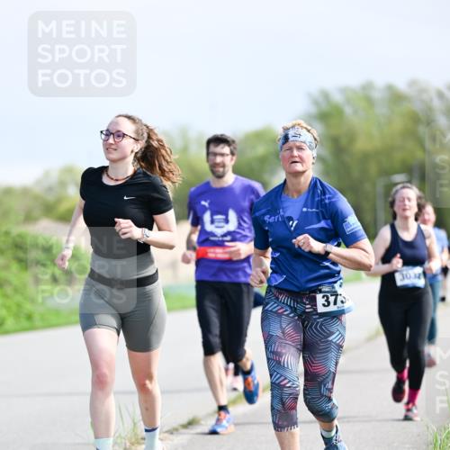 07.04.2024 - 43. Internationalen Wilhelmsburger Insellauf Dr. Thomas Lammeyer http://msf.ph/oto/6050873 07.04.2024 11:19:33 Laufen 373, 3032 meine-sportfotos.de