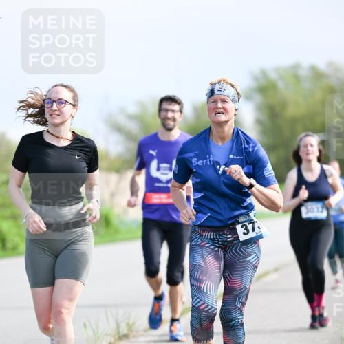 07.04.2024 - 43. Internationalen Wilhelmsburger Insellauf Dr. Thomas Lammeyer http://msf.ph/oto/6050876 07.04.2024 11:19:33 Laufen 37, 3032 meine-sportfotos.de