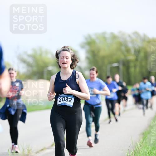 07.04.2024 - 43. Internationalen Wilhelmsburger Insellauf Dr. Thomas Lammeyer http://msf.ph/oto/6050887 07.04.2024 11:19:35 Laufen 3032 meine-sportfotos.de