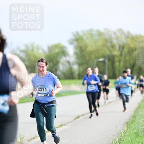 07.04.2024 - 43. Internationalen Wilhelmsburger Insellauf Dr. Thomas Lammeyer http://msf.ph/oto/6050892 07.04.2024 11:19:37 Laufen 3311, 3311 meine-sportfotos.de