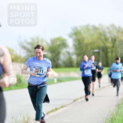07.04.2024 - 43. Internationalen Wilhelmsburger Insellauf Dr. Thomas Lammeyer http://msf.ph/oto/6050895 07.04.2024 11:19:37 Laufen 11, 3311 meine-sportfotos.de