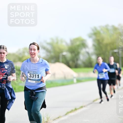 07.04.2024 - 43. Internationalen Wilhelmsburger Insellauf Dr. Thomas Lammeyer http://msf.ph/oto/6050899 07.04.2024 11:19:37 Laufen 3311, 3311 meine-sportfotos.de