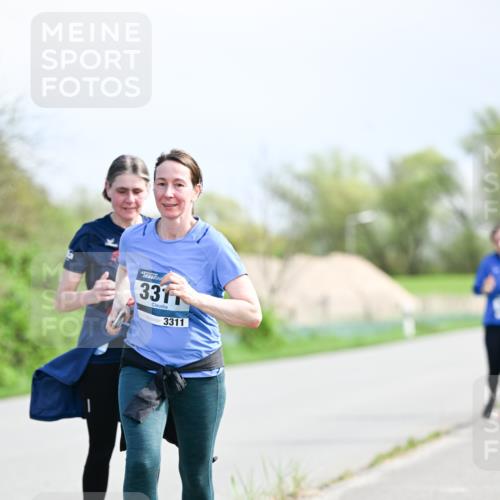 07.04.2024 - 43. Internationalen Wilhelmsburger Insellauf Dr. Thomas Lammeyer http://msf.ph/oto/6050902 07.04.2024 11:19:38 Laufen 331, 3311 meine-sportfotos.de
