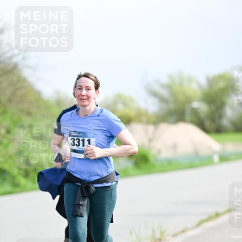 07.04.2024 - 43. Internationalen Wilhelmsburger Insellauf Dr. Thomas Lammeyer http://msf.ph/oto/6050903 07.04.2024 11:19:38 Laufen 3311, 33 meine-sportfotos.de
