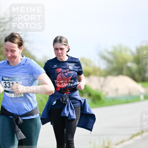 07.04.2024 - 43. Internationalen Wilhelmsburger Insellauf Dr. Thomas Lammeyer http://msf.ph/oto/6050905 07.04.2024 11:19:39 Laufen 331, 3311, 31 meine-sportfotos.de