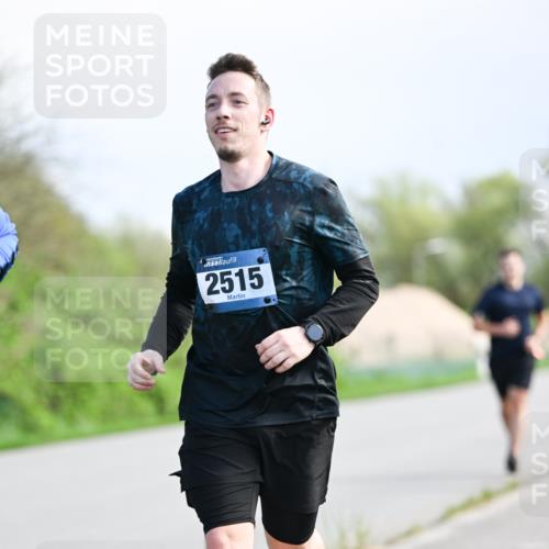 07.04.2024 - 43. Internationalen Wilhelmsburger Insellauf Dr. Thomas Lammeyer http://msf.ph/oto/6050934 07.04.2024 11:19:45 Laufen 2515 meine-sportfotos.de