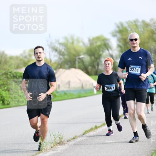 07.04.2024 - 43. Internationalen Wilhelmsburger Insellauf Dr. Thomas Lammeyer http://msf.ph/oto/6050948 07.04.2024 11:19:48 Laufen 3667, 2231 meine-sportfotos.de