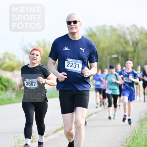 07.04.2024 - 43. Internationalen Wilhelmsburger Insellauf Dr. Thomas Lammeyer http://msf.ph/oto/6050959 07.04.2024 11:19:50 Laufen 3667, 2231 meine-sportfotos.de