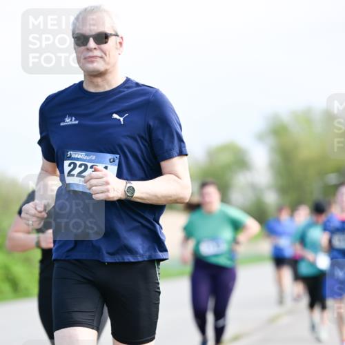 07.04.2024 - 43. Internationalen Wilhelmsburger Insellauf Dr. Thomas Lammeyer http://msf.ph/oto/6050968 07.04.2024 11:19:51 Laufen 225 meine-sportfotos.de