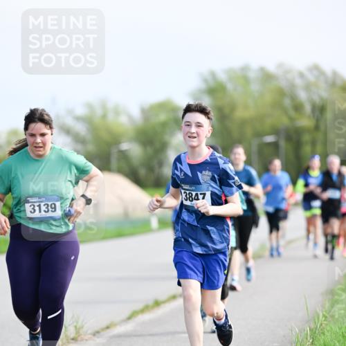 07.04.2024 - 43. Internationalen Wilhelmsburger Insellauf Dr. Thomas Lammeyer http://msf.ph/oto/6050980 07.04.2024 11:19:53 Laufen 3139, 3847 meine-sportfotos.de