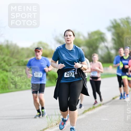 07.04.2024 - 43. Internationalen Wilhelmsburger Insellauf Dr. Thomas Lammeyer http://msf.ph/oto/6051007 07.04.2024 11:19:57 Laufen 2812, 2971 meine-sportfotos.de