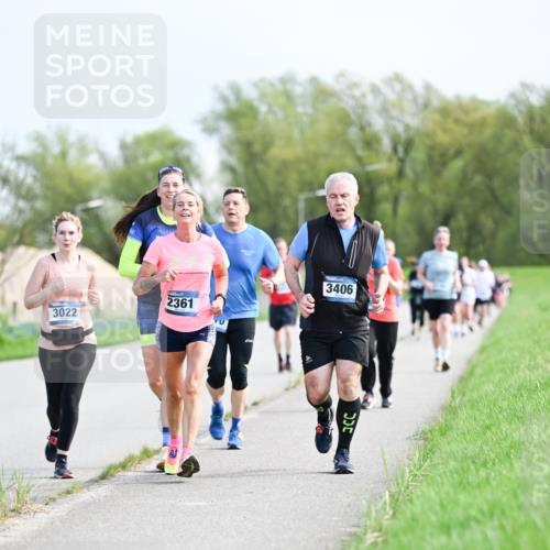 07.04.2024 - 43. Internationalen Wilhelmsburger Insellauf Dr. Thomas Lammeyer http://msf.ph/oto/6051015 07.04.2024 11:19:59 Laufen 2361, 3022, 3406 meine-sportfotos.de