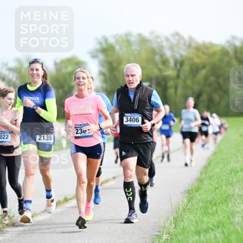 07.04.2024 - 43. Internationalen Wilhelmsburger Insellauf Dr. Thomas Lammeyer http://msf.ph/oto/6051024 07.04.2024 11:20:00 Laufen 022, 2135, 236, 3406 meine-sportfotos.de