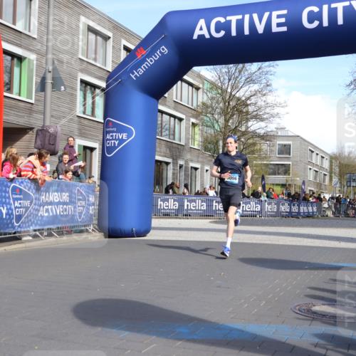 07.04.2024 - 43. Internationalen Wilhelmsburger Insellauf Strokosch-Dieckow http://msf.ph/oto/6051034 07.04.2024 11:15:50 Ziel 3096, 4215 meine-sportfotos.de