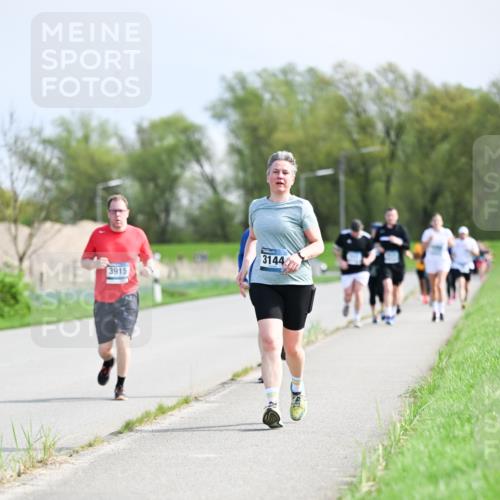 07.04.2024 - 43. Internationalen Wilhelmsburger Insellauf Dr. Thomas Lammeyer http://msf.ph/oto/6051050 07.04.2024 11:20:06 Laufen 3144, 3915 meine-sportfotos.de