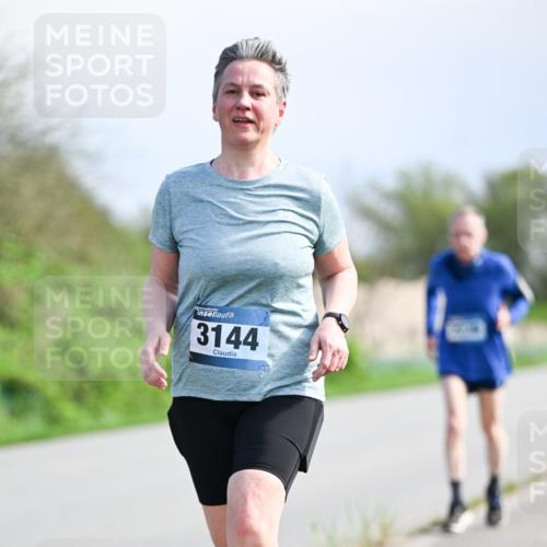 07.04.2024 - 43. Internationalen Wilhelmsburger Insellauf Dr. Thomas Lammeyer http://msf.ph/oto/6051071 07.04.2024 11:20:10 Laufen 3144 meine-sportfotos.de