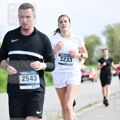 07.04.2024 - 43. Internationalen Wilhelmsburger Insellauf Dr. Thomas Lammeyer http://msf.ph/oto/6051113 07.04.2024 11:20:20 Laufen 2543, 2543, 3233 meine-sportfotos.de