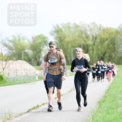 07.04.2024 - 43. Internationalen Wilhelmsburger Insellauf Dr. Thomas Lammeyer http://msf.ph/oto/6051155 07.04.2024 11:20:31 Laufen 3570, 3856 meine-sportfotos.de