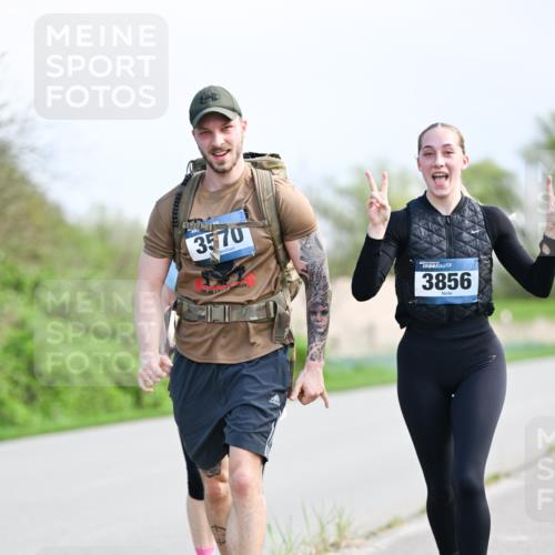 07.04.2024 - 43. Internationalen Wilhelmsburger Insellauf Dr. Thomas Lammeyer http://msf.ph/oto/6051164 07.04.2024 11:20:34 Laufen 3570, 3856 meine-sportfotos.de