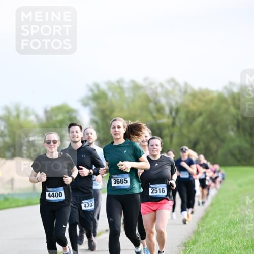 07.04.2024 - 43. Internationalen Wilhelmsburger Insellauf Dr. Thomas Lammeyer http://msf.ph/oto/6051182 07.04.2024 11:20:47 Laufen 4400, 4303, 3665, 2516 meine-sportfotos.de