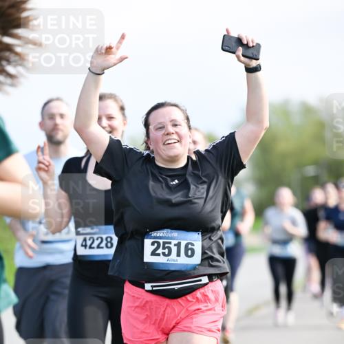 07.04.2024 - 43. Internationalen Wilhelmsburger Insellauf Dr. Thomas Lammeyer http://msf.ph/oto/6051203 07.04.2024 11:20:51 Laufen 4228, 2516 meine-sportfotos.de