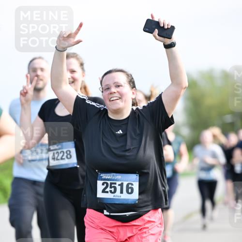 07.04.2024 - 43. Internationalen Wilhelmsburger Insellauf Dr. Thomas Lammeyer http://msf.ph/oto/6051204 07.04.2024 11:20:51 Laufen 3573, 4228, 2516 meine-sportfotos.de