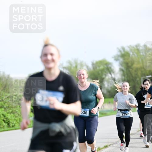 07.04.2024 - 43. Internationalen Wilhelmsburger Insellauf Dr. Thomas Lammeyer http://msf.ph/oto/6051208 07.04.2024 11:20:52 Laufen 536, 3257, 38 meine-sportfotos.de