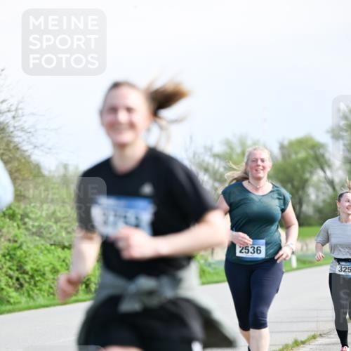07.04.2024 - 43. Internationalen Wilhelmsburger Insellauf Dr. Thomas Lammeyer http://msf.ph/oto/6051210 07.04.2024 11:20:53 Laufen 2536, 325 meine-sportfotos.de