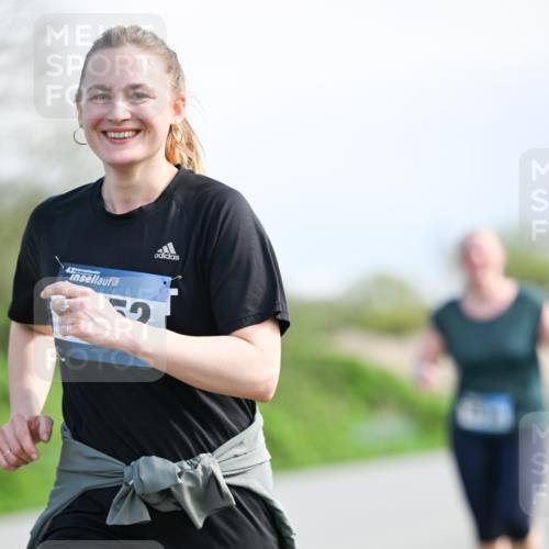 07.04.2024 - 43. Internationalen Wilhelmsburger Insellauf Dr. Thomas Lammeyer http://msf.ph/oto/6051212 07.04.2024 11:20:53 Laufen 52 meine-sportfotos.de