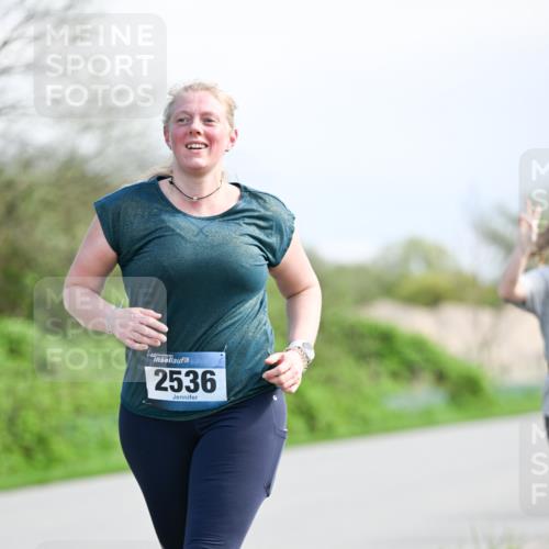 07.04.2024 - 43. Internationalen Wilhelmsburger Insellauf Dr. Thomas Lammeyer http://msf.ph/oto/6051221 07.04.2024 11:20:55 Laufen 2536 meine-sportfotos.de
