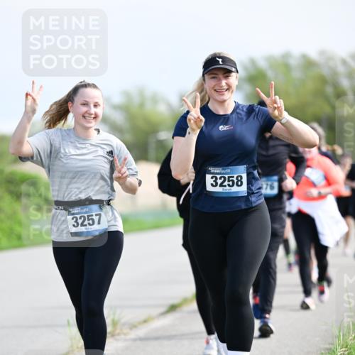 07.04.2024 - 43. Internationalen Wilhelmsburger Insellauf Dr. Thomas Lammeyer http://msf.ph/oto/6051223 07.04.2024 11:20:56 Laufen 3257, 43, 3258, 76 meine-sportfotos.de