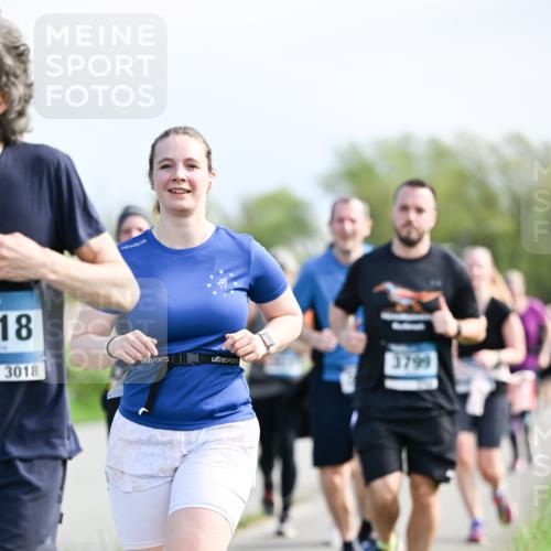 07.04.2024 - 43. Internationalen Wilhelmsburger Insellauf Dr. Thomas Lammeyer http://msf.ph/oto/6051253 07.04.2024 11:21:02 Laufen 18, 3018, 3799 meine-sportfotos.de