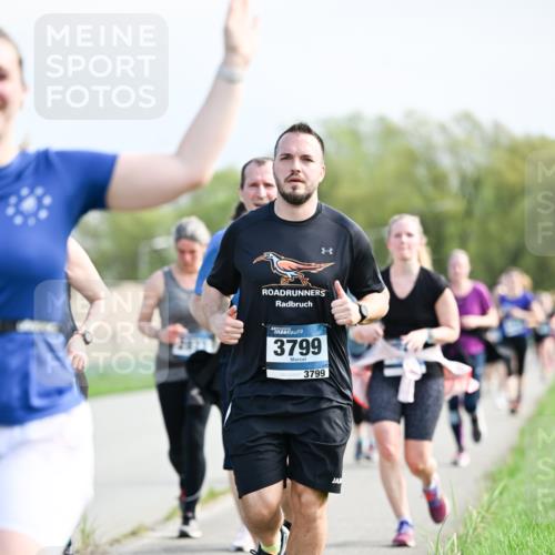 07.04.2024 - 43. Internationalen Wilhelmsburger Insellauf Dr. Thomas Lammeyer http://msf.ph/oto/6051256 07.04.2024 11:21:02 Laufen 3799, 3799 meine-sportfotos.de